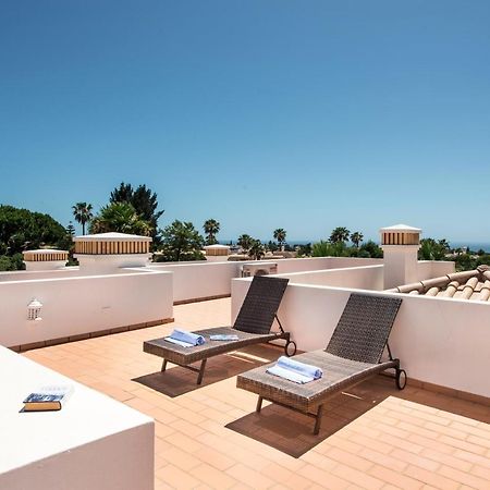 Beautiful Two Bedroom Apartment With Roof Terrace Carvoeiro  Exterior photo