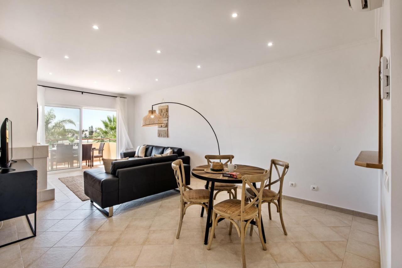 Beautiful Two Bedroom Apartment With Roof Terrace Carvoeiro  Exterior photo